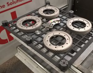 Workpieces on a carrier in 2D arrangement